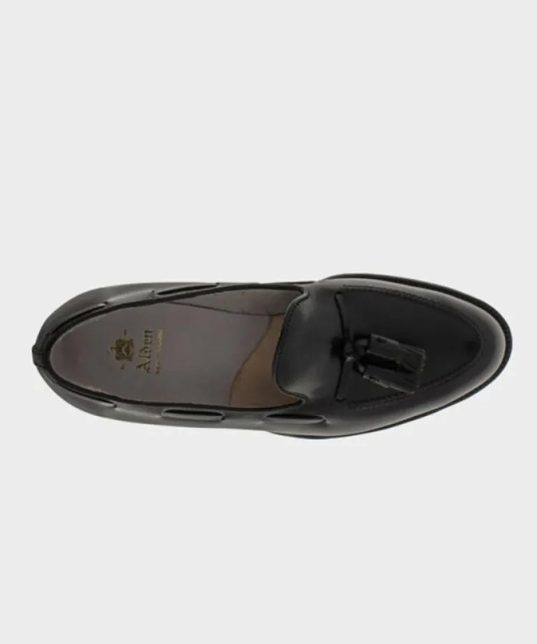 Store Alden Cordovan Tassel Loafer in Black