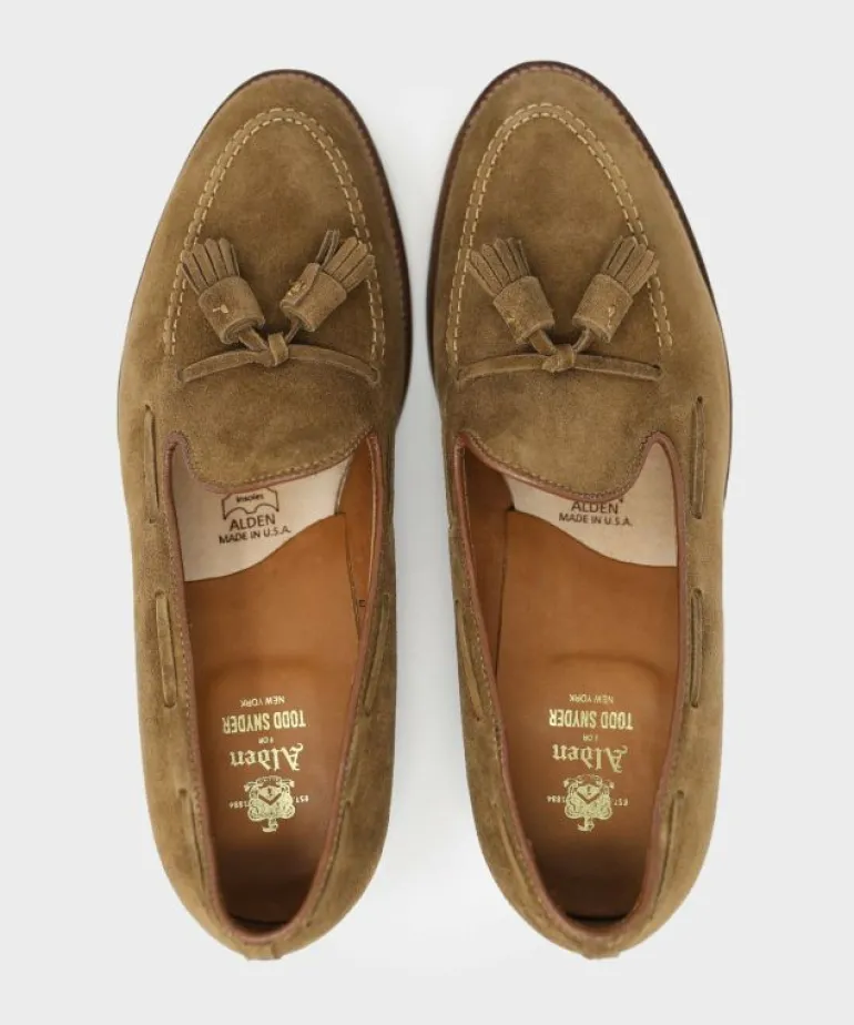 Outlet Alden Tassel Loafer in Suede Snuff Brown