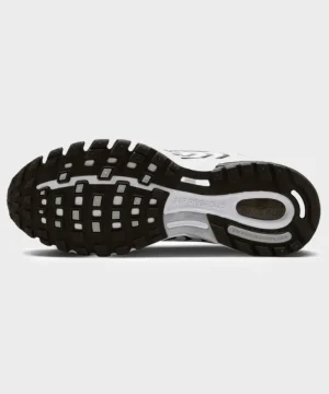Best Sale Nike Air Pegasus 2K5 in White + Metallic Silver Black