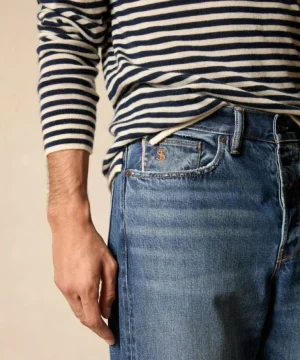 Hot Todd Snyder Relaxed Selvedge Jean in Medium Crease Wash Blue